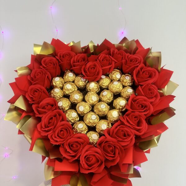 Bukiet jadalny serce Ferrero 28 cm czerwone