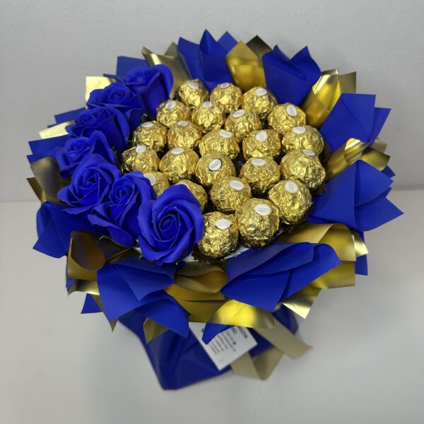 Bukiet Jadalny Ferrero 22 cm Granatowy