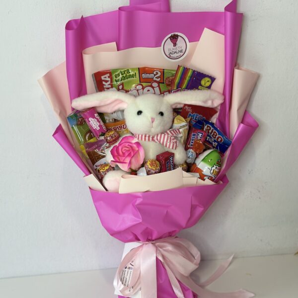 Różowy bukiet z pluszakiem i żelkami, URODZINY, DZIEŃ DZIECKA